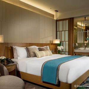 Classic King Room Ocean View High Floor